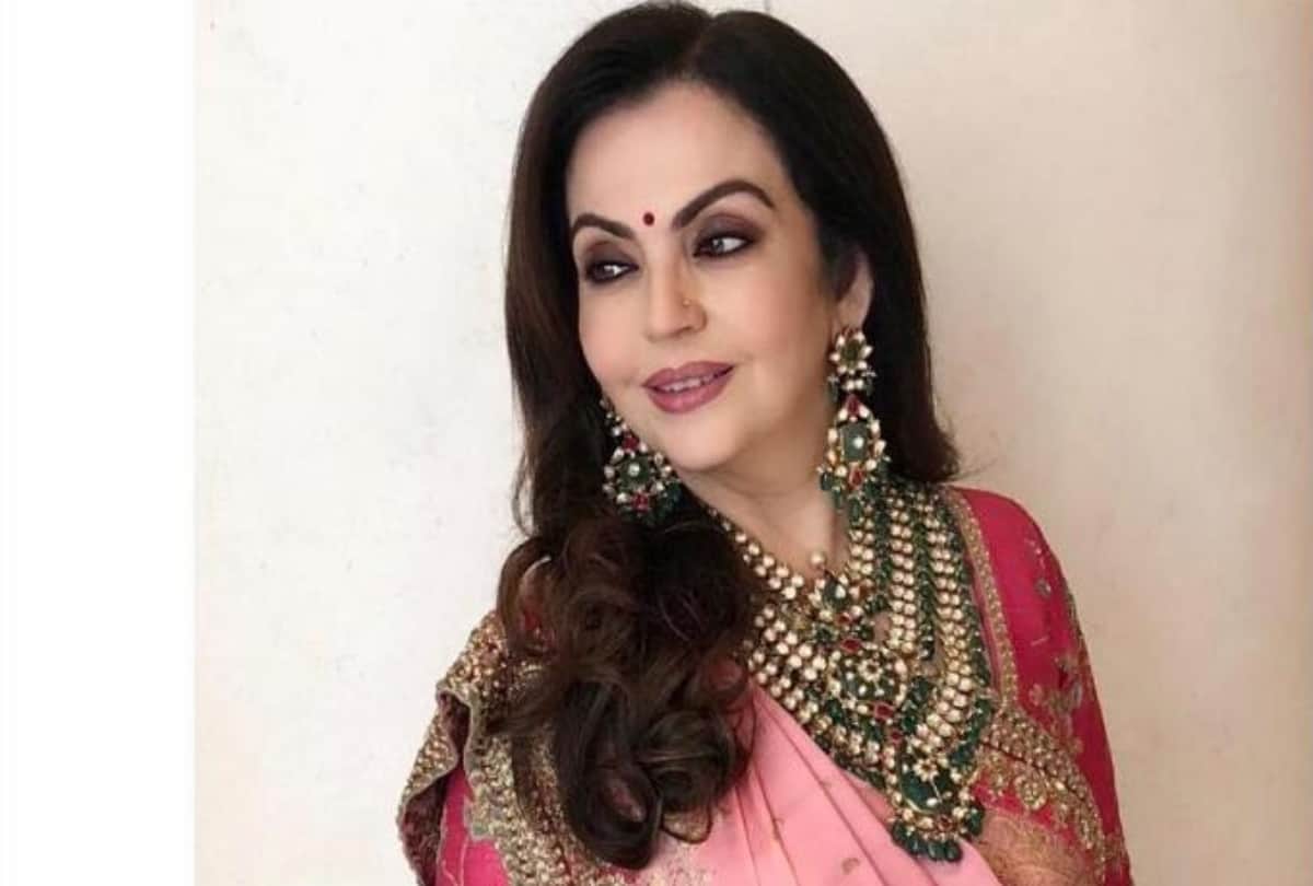 Nita Ambani looks beautiful in Akash Ambani wedding