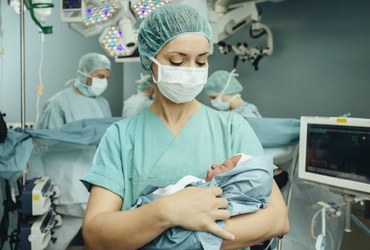 pregnant woman claims she is virgin and never had boyfriend mysteriously gave birth in china