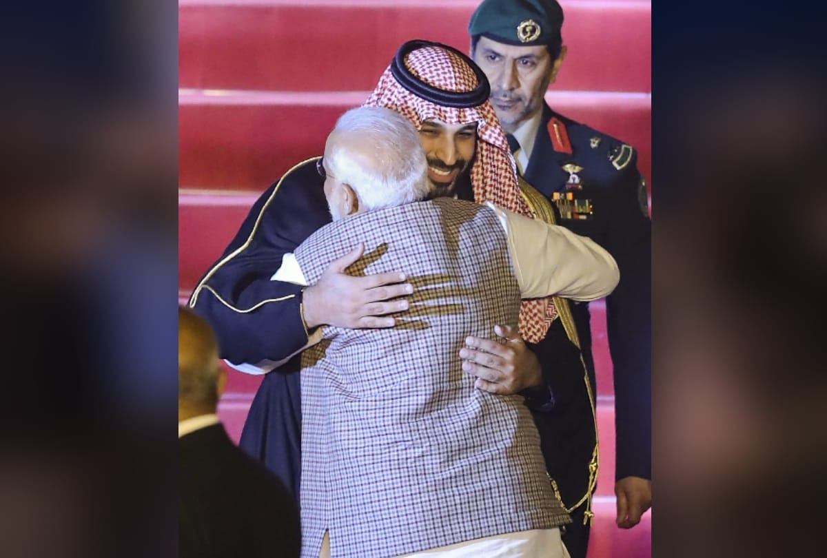 see photos when pm modi hugs Saudi Arabia Crown Prince Mohammed bin Salman congress raise question