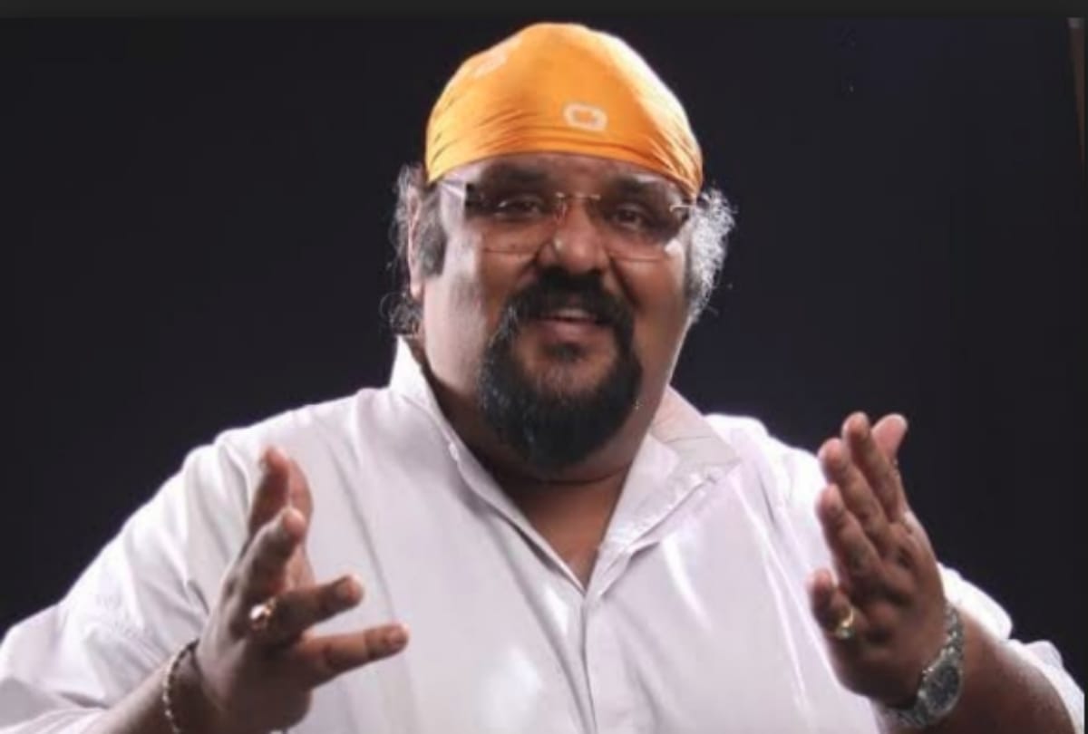 Bengali singer Pratik Choudhury pass away due to cardiac arrest in age 55