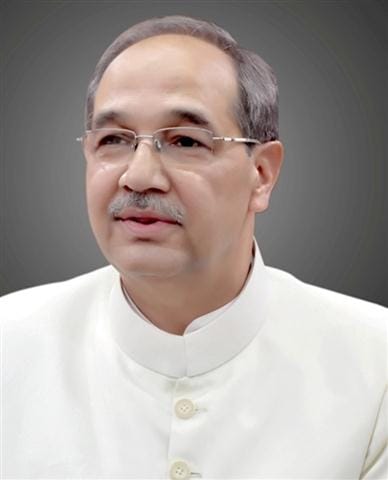 The country and AMU passing through difficult times