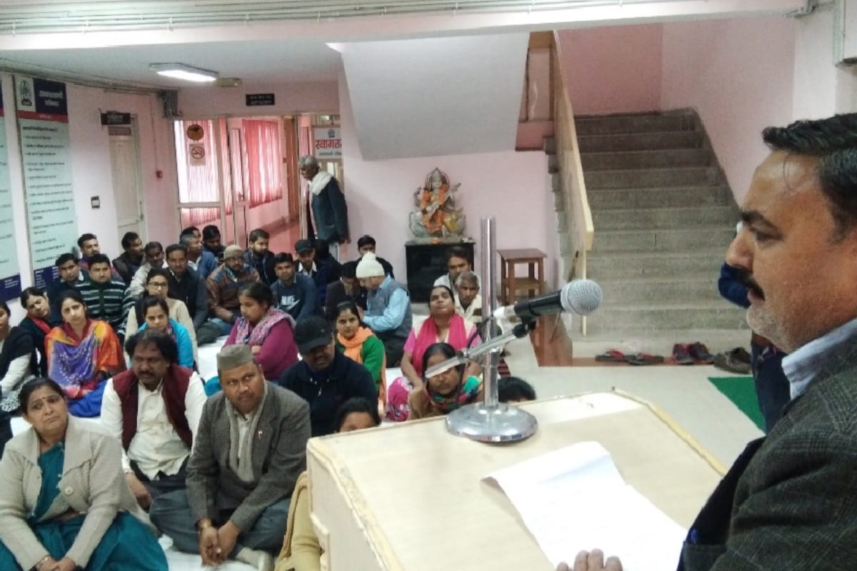 आकाशवाणी केंद्र पर आयोजित शहीदों की स्मृति में शत्-शत् नमन कार्यक्रम