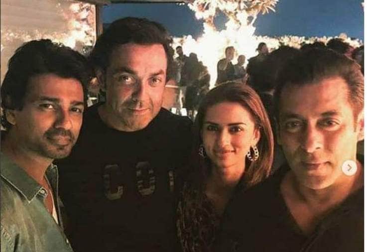 salman khan offer a role to bobby deol in dabangg 3 but he need some time to say yes