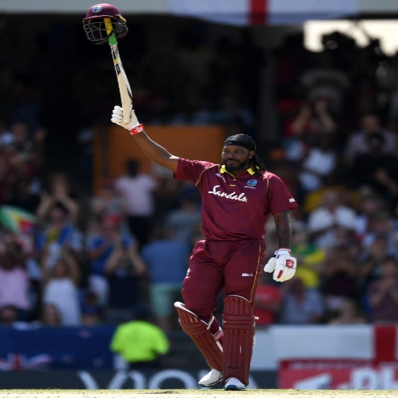 Chris Gayle completed 4000 runs in IPL, here is highest run scorer of the tournament