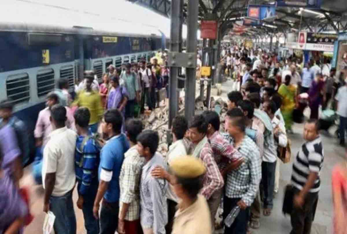 people in shock after blast in kalindi express train