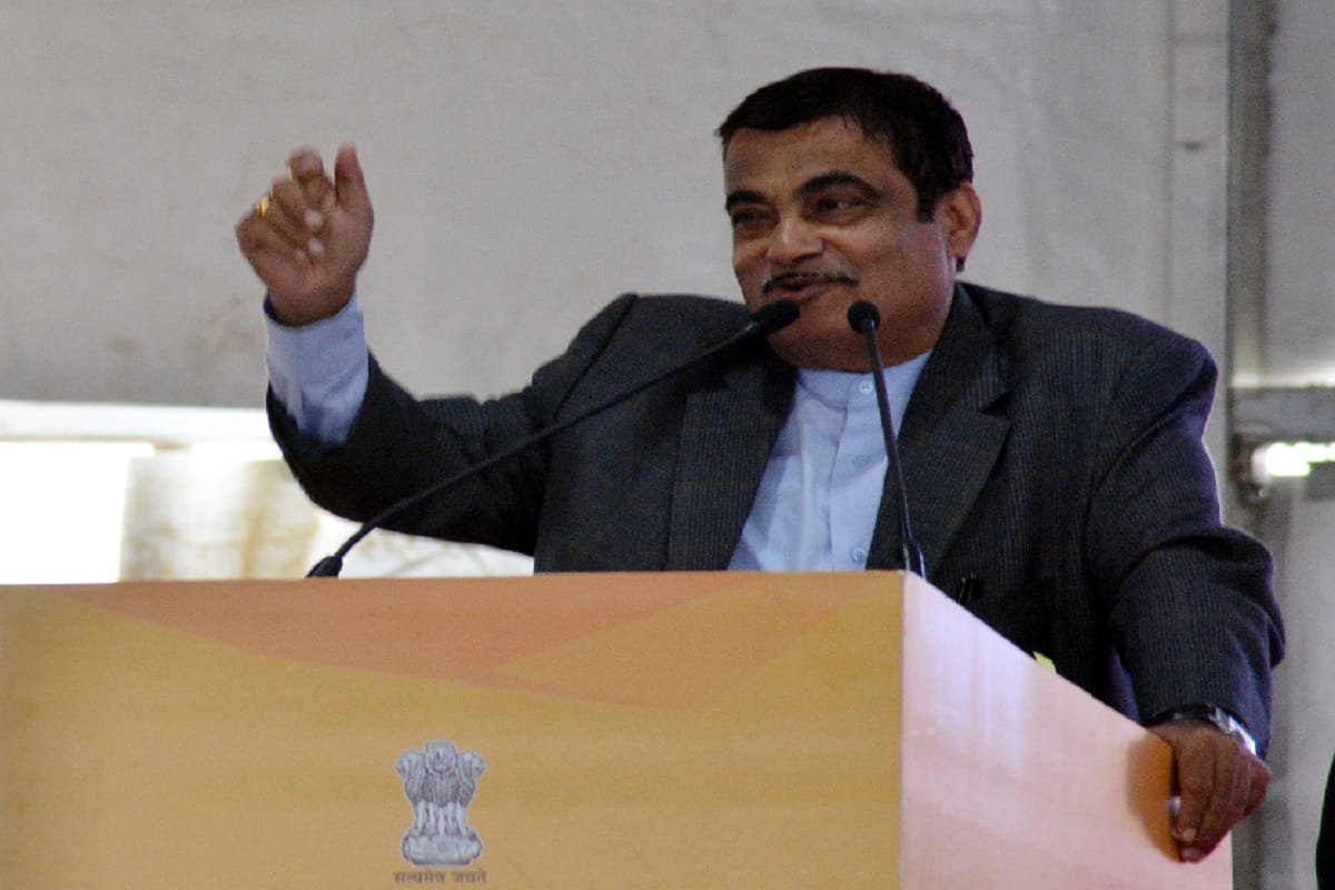 Union minister Nitin Gadkari laid the foundation for five thousand crore projects in muzaffarnagar