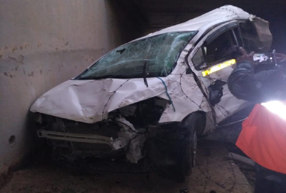Road accident on Yamuna Expressway IN Agra