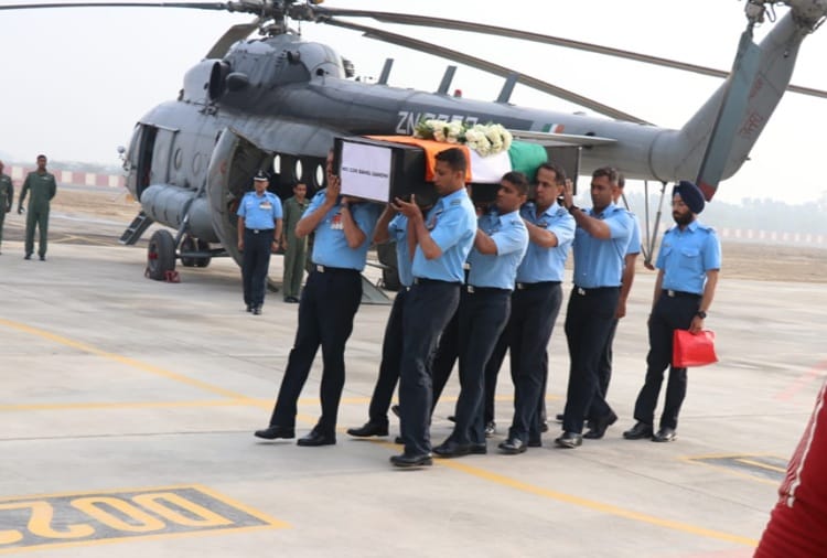Surya Kiran crash, Hawk crash, Bengaluru Air Show, Wing Commander Sahil Gandhi Funeral