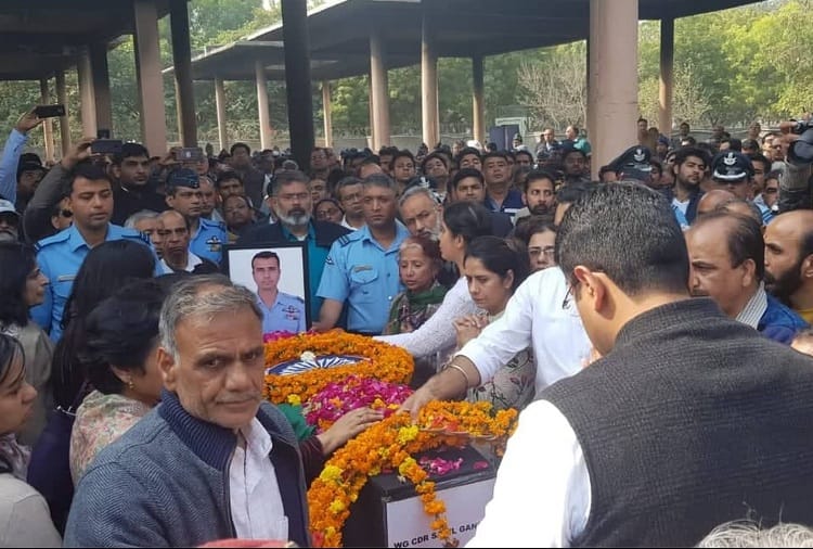 Surya Kiran crash, Hawk crash, Bengaluru Air Show, Wing Commander Sahil Gandhi Funeral