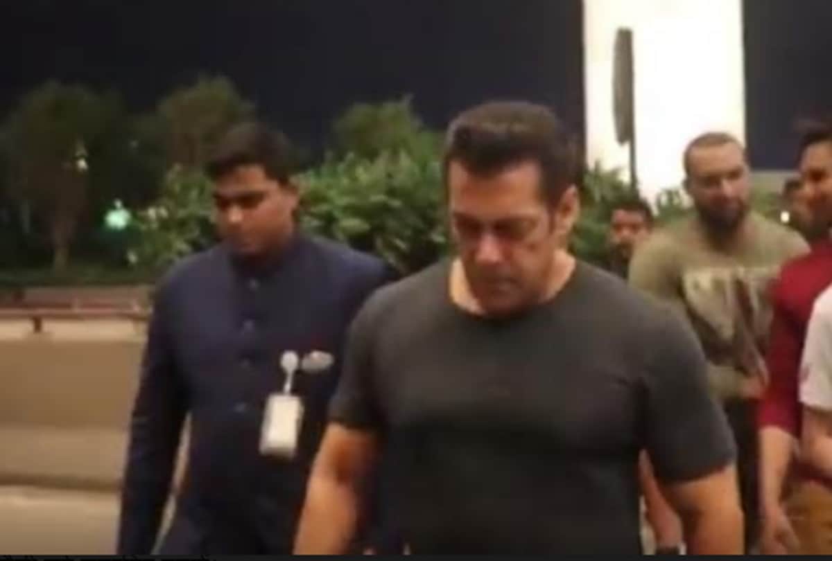 akshay kumar ready to work in web series salman khan also done this