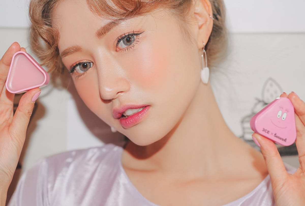South Korea beauty industry targets very young girls