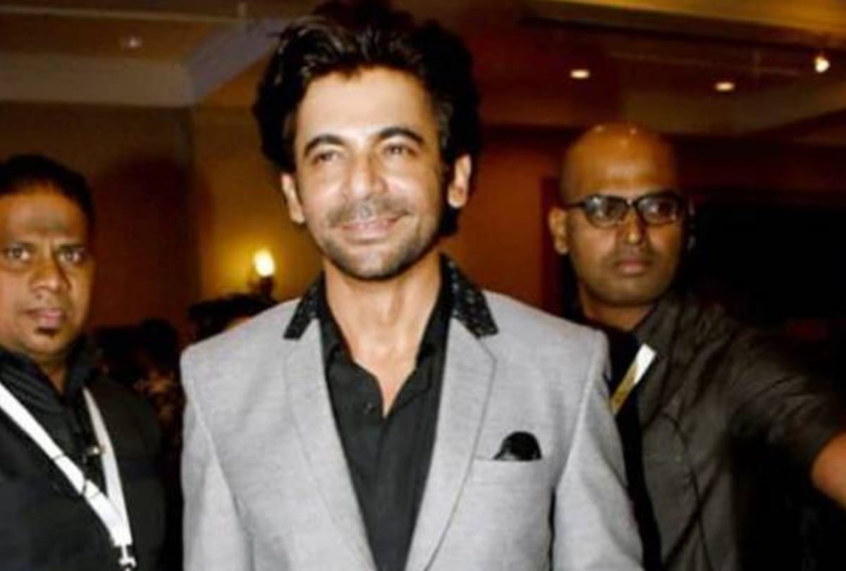 sunil grover talk about his struggle and became famous after gutthi role