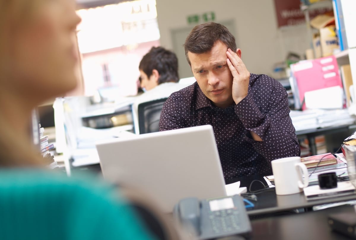 womens are happier in office as compare to men