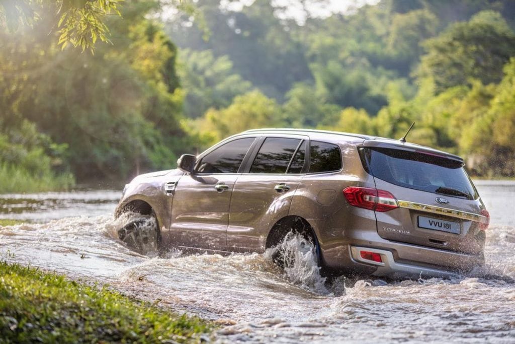 2019 Ford Endeavour launched in India with New features, priced start at Rs 28.19 lakh