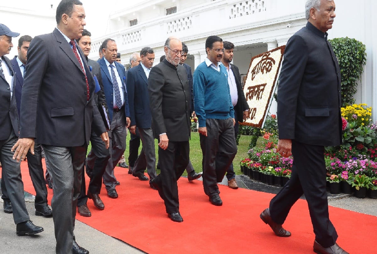 delhi cm arvind kejriwal gets troll for his remarks on pulwama attack relating to election