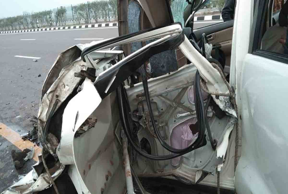 jagadguru ramanandacharya hansdevacharya road accident in unnao