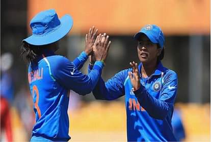 Ekta Bisht wreck England, indian women team won first odi by 66 runs