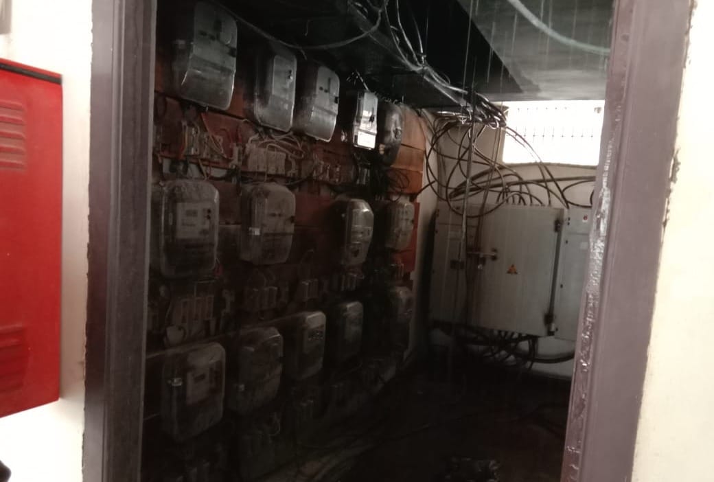 Fire in apartment due to short circuit in varanasi