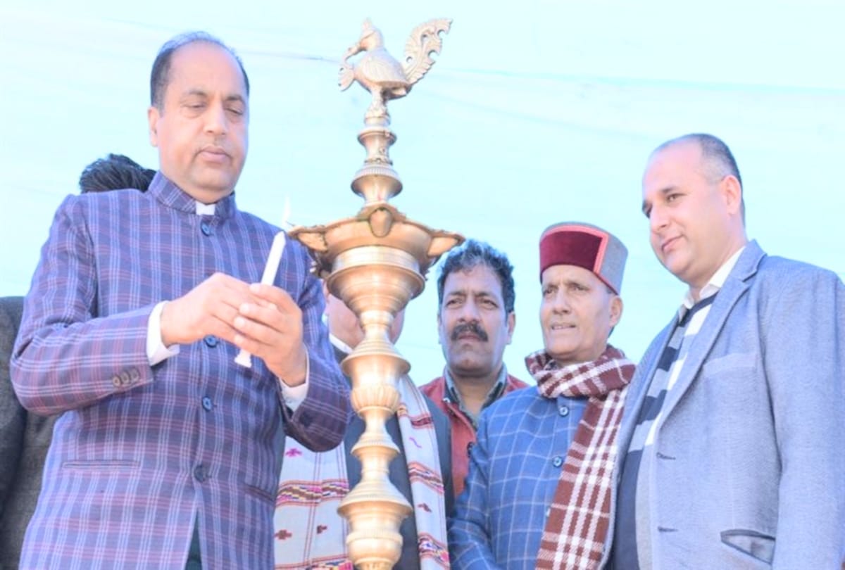 two thousand youth will get job in job fair at mandi himachal
