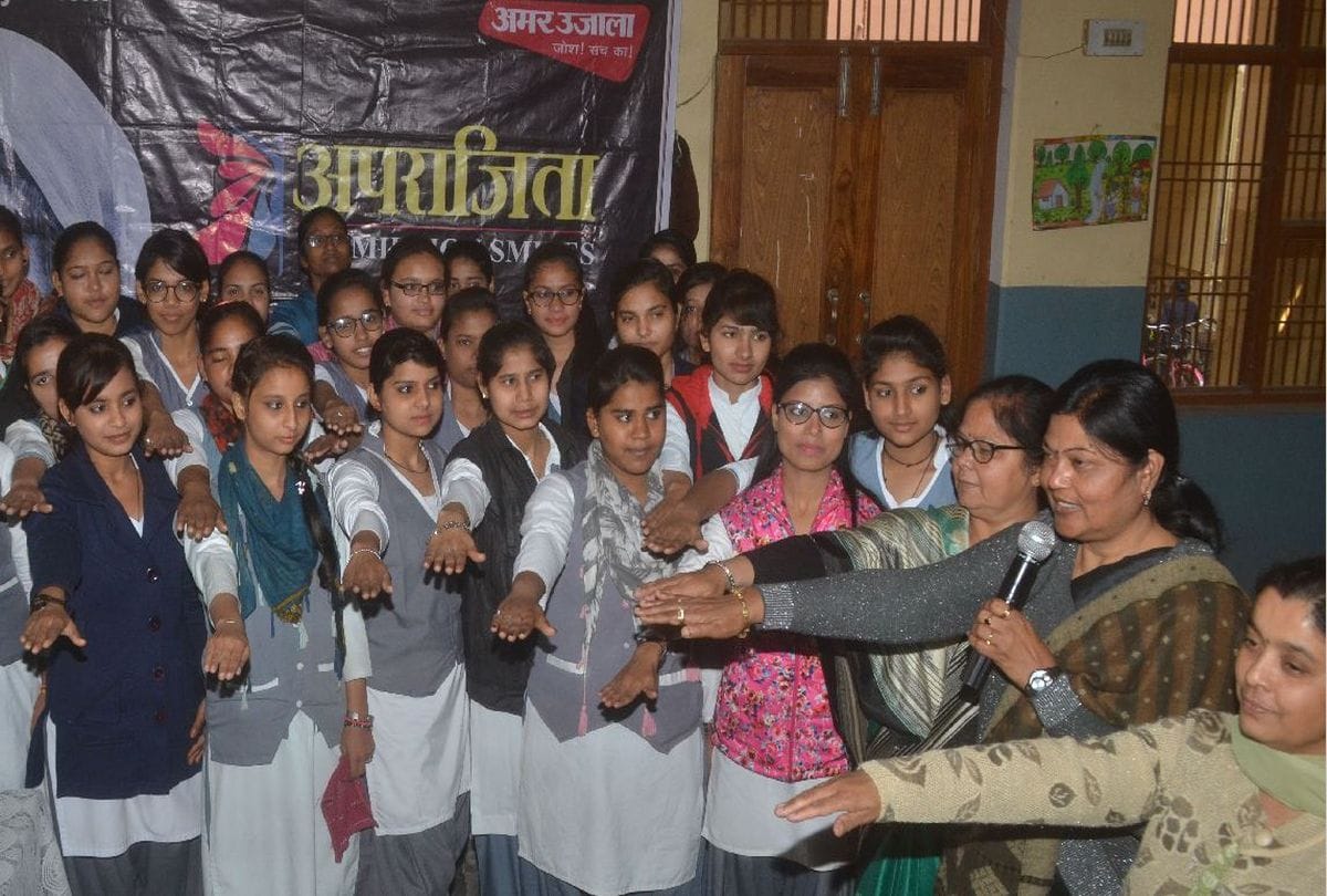 Aparajita 100 Million Smiles girl take oath women honors in etah