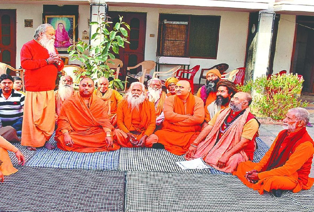 mourning wave in Vrindavan after Hansdevacharya death
