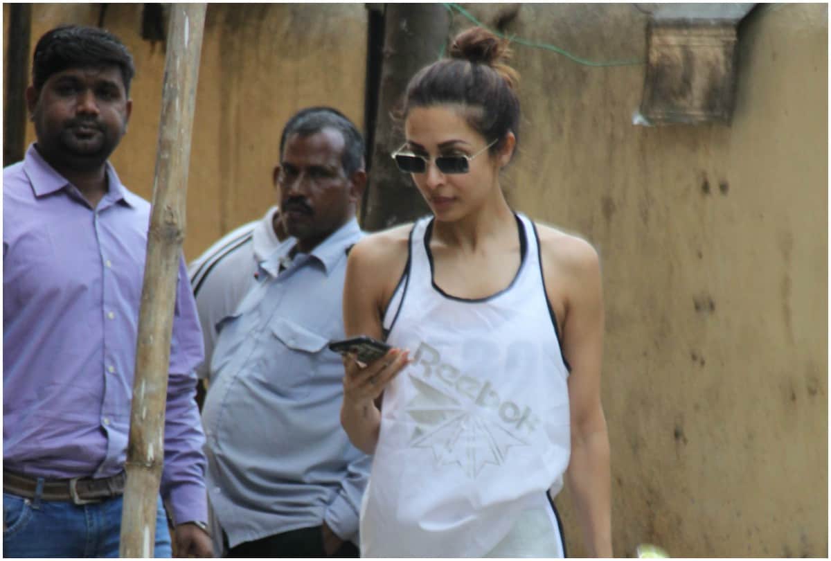 Malaika Arora spotted outside gym at Bandra in Mumbai