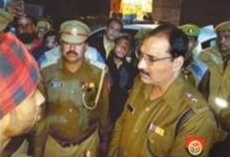 criminals murdered two friends in gonda