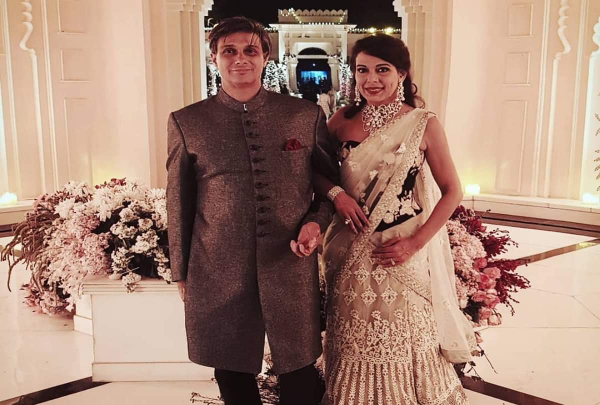 Pooja Bedi Tweet For omar abdullah says He's my batchmate and family friend