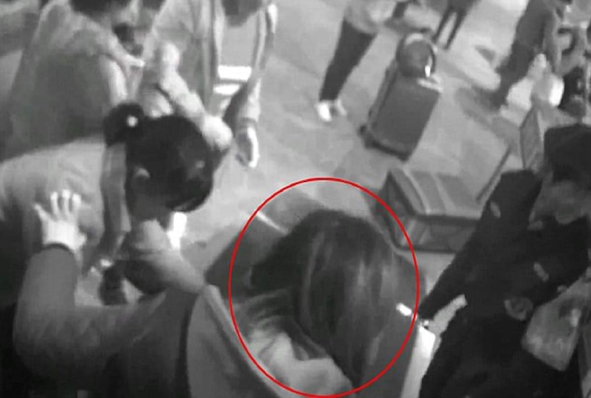 woman climbs into x-ray machine IN railway station with her luggage see viral video  