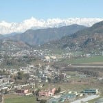 पिथौरागढ़ शहर से पंचाचूली का नजारा।