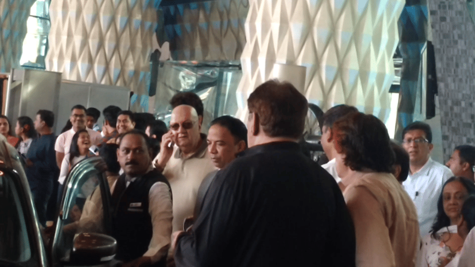 Madhuri Dixit Himesh Tabbu arrive at Rajkumar Barjatya prayer meet in mumbai 