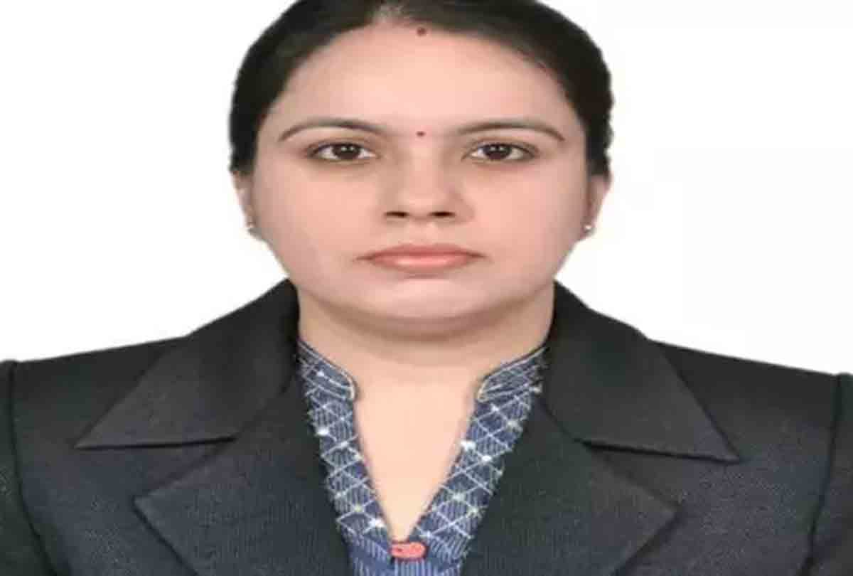 akhilesh yadav statement about this woman