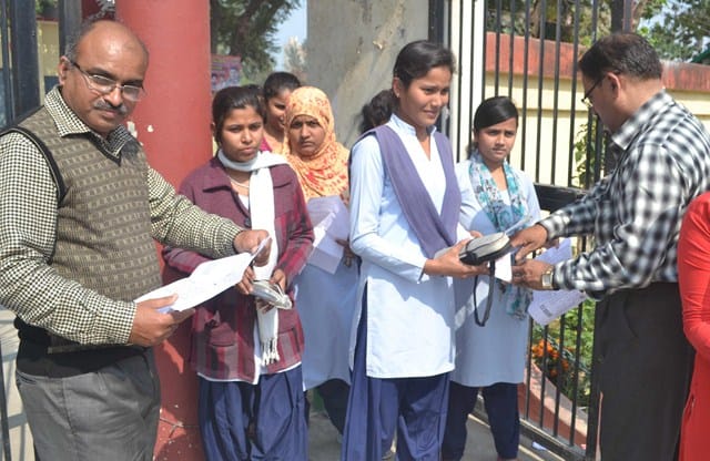 Examination begins with half-incomplete preparation