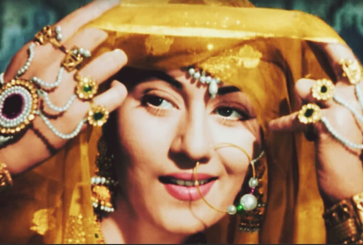 Madhur Bhushan will make Madhubala biopic by her book Nine years of madhubala