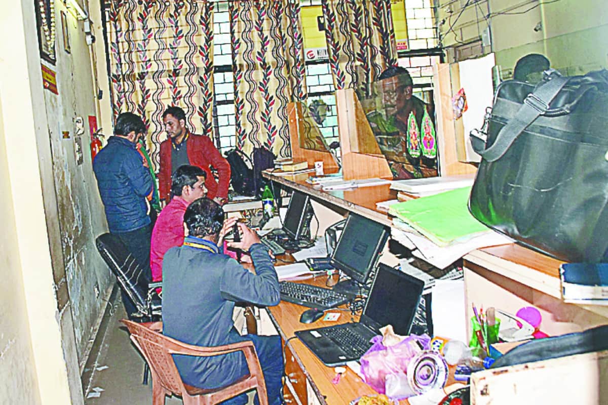 Manappuram gold loot planning was made in Tihar Jail, police arrested three accused