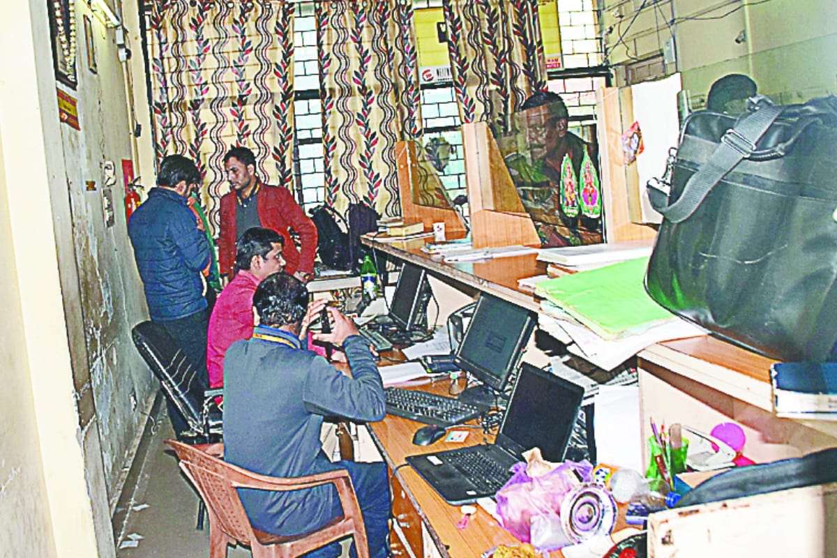 Manappuram gold loot planning was made in Tihar Jail, police arrested three accused