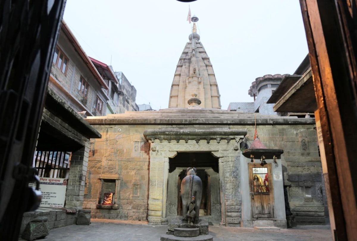 Shivratri 2019: Baba Bhootanath seen as Rameshwar Mahadev