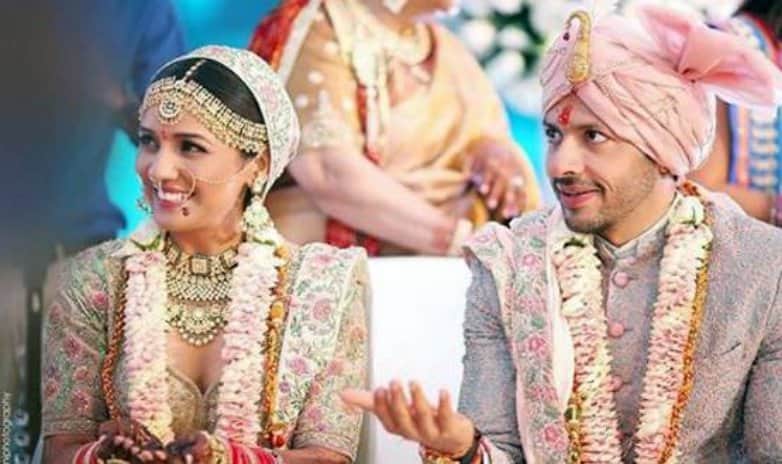 singer neeti mohan nihar pandya wedding photos on social media