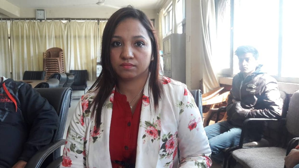 drunk policeman misbehaving with army officer wife in dehradun