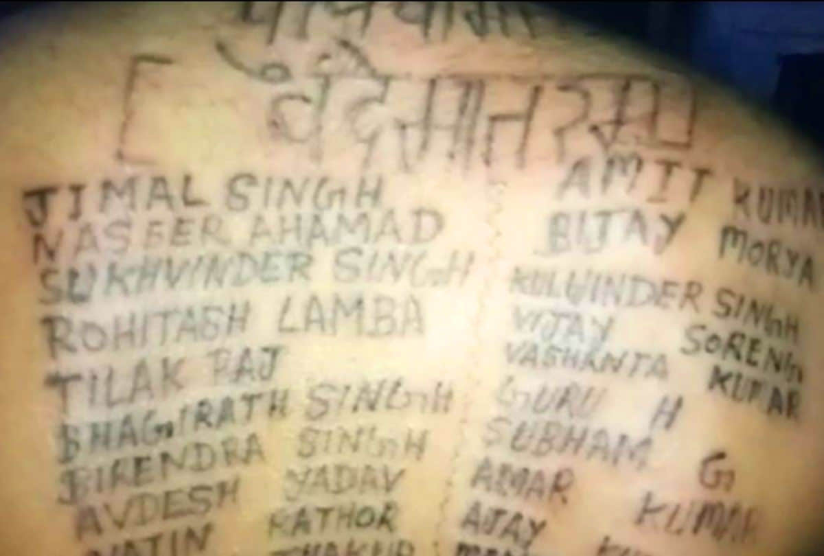 shamli vijay tatooed names of crpf martyrs on his body as a tribute to pulwama terror atttack