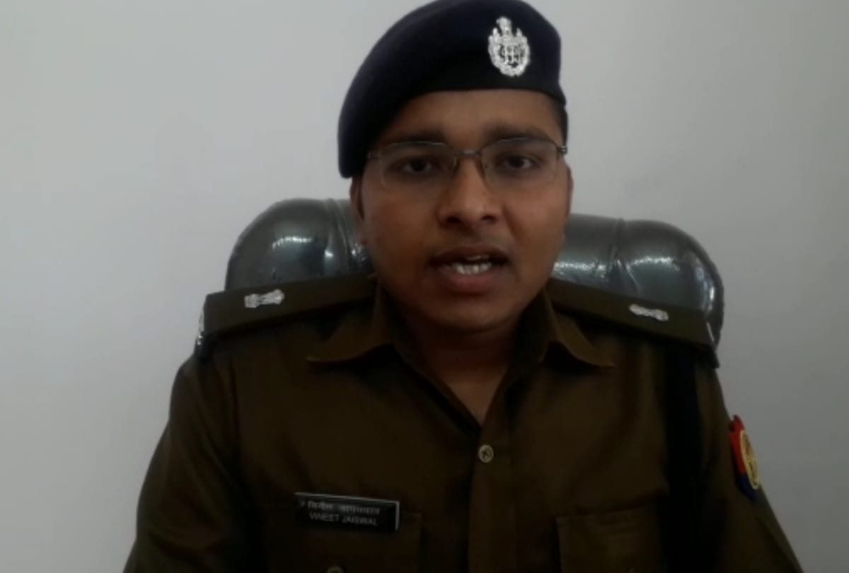 cbi team beaten by family of accused in 126 crore land scam when reach greater noida to arrest