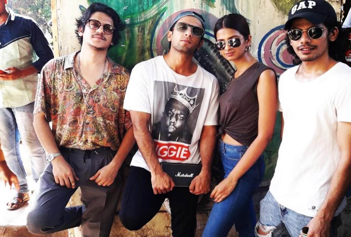 Gully Boy Fame Actor Vijay Verma Will Share Screen With Radhika Apte in Anand Gandhi Science Fiction Series