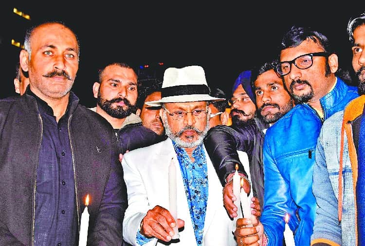 Bollywood Actor Annu Kapoor Statement on Pulwama Terror Attack