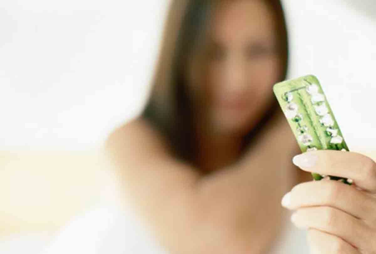 women use birth control pills