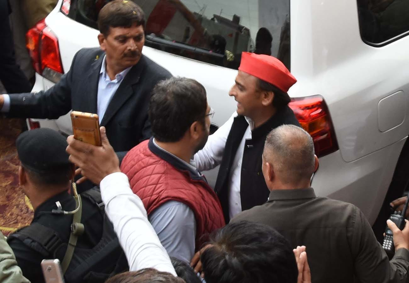 akhilesh yadav statement about mulayam singh and amar singh
