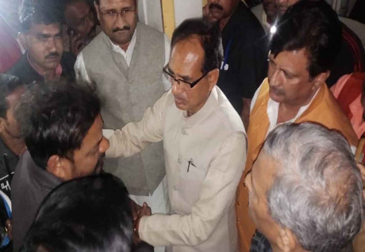 Former Chief Minister Shivraj Singh Chauhan arrives in Chitrakoot late night