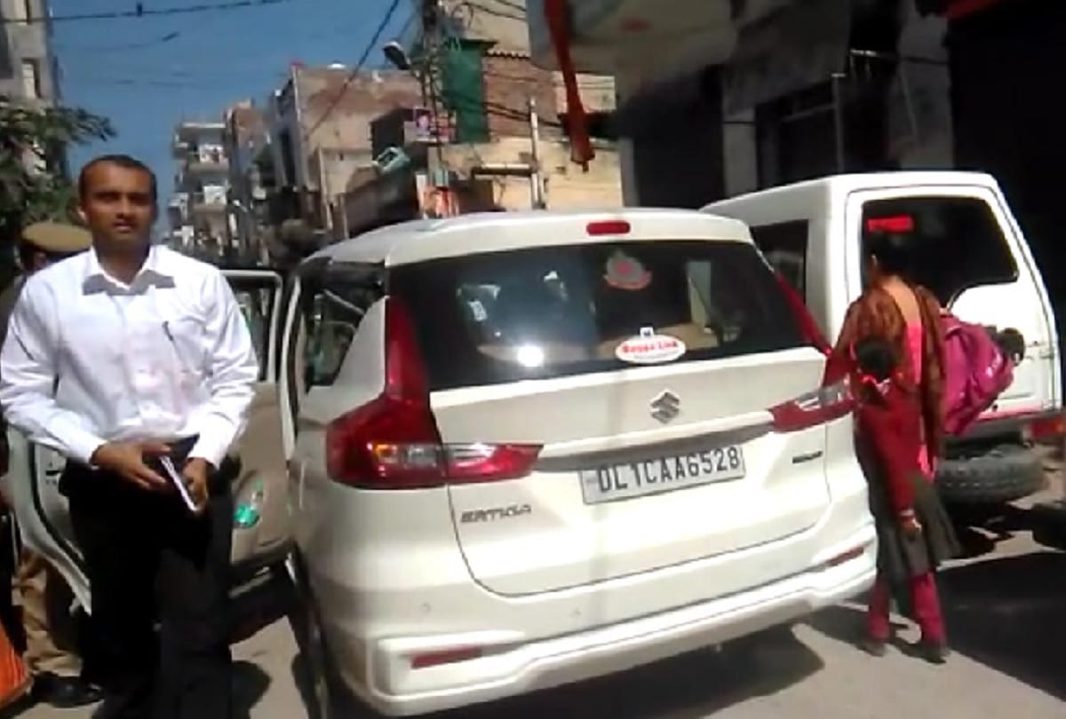 father killed six year old child In delhi