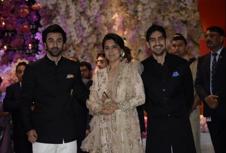 shloka mehta and  akash ambani engagement photos before wedding
