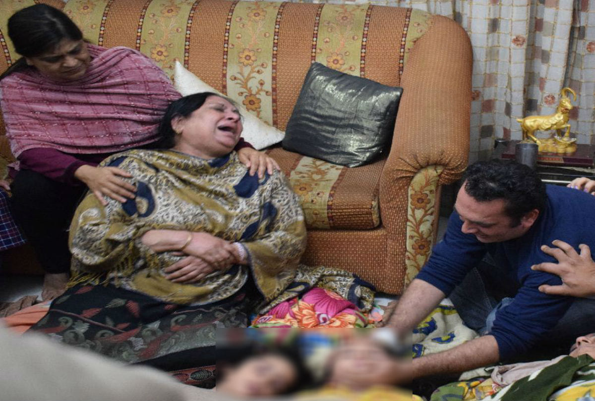 death mystery of woman and her two daughter in agra