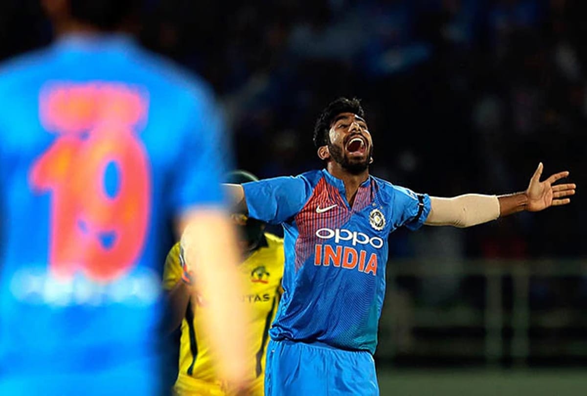 jasprit bumrah six virat kohli reaction video viral in 4th ODI
